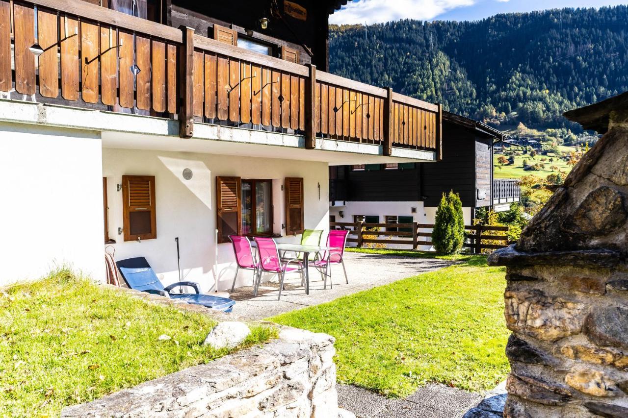 Haus Birchi, Fiesch 3.5-Zimmerwohnung Birchi Exterior photo